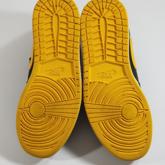 Nike Air Jordan 1 Low Green Gold 9.5 - Picture 6 of 8